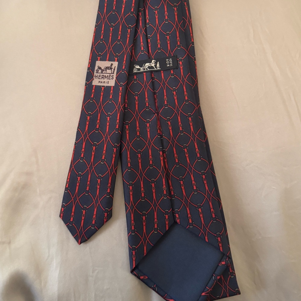Hermes Paris 100% Silk Vintage NeckTie